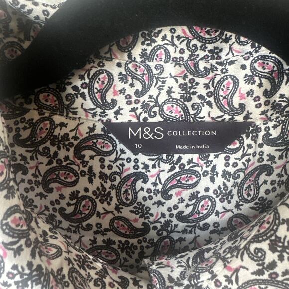 M&S‎ Shirt 100% Polyester Size 10 - Picture 2 of 4